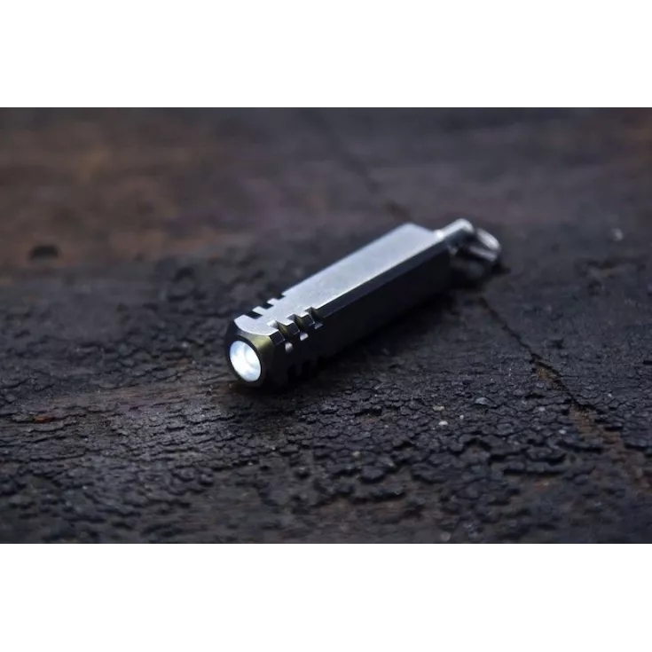 TEC Accessories Pixel LED Keychain Microlight 1 TEC Accessories Pixel LED Keychain Microlight